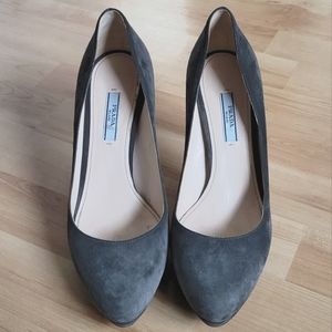 Authentic Prada Suede Heels (39.5)
